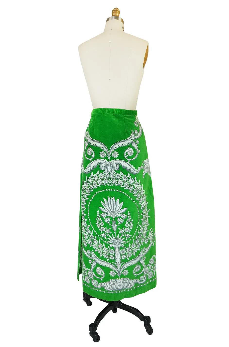 1970s Brillaint Green Velvet Mr Dino Print Maxi Skirt