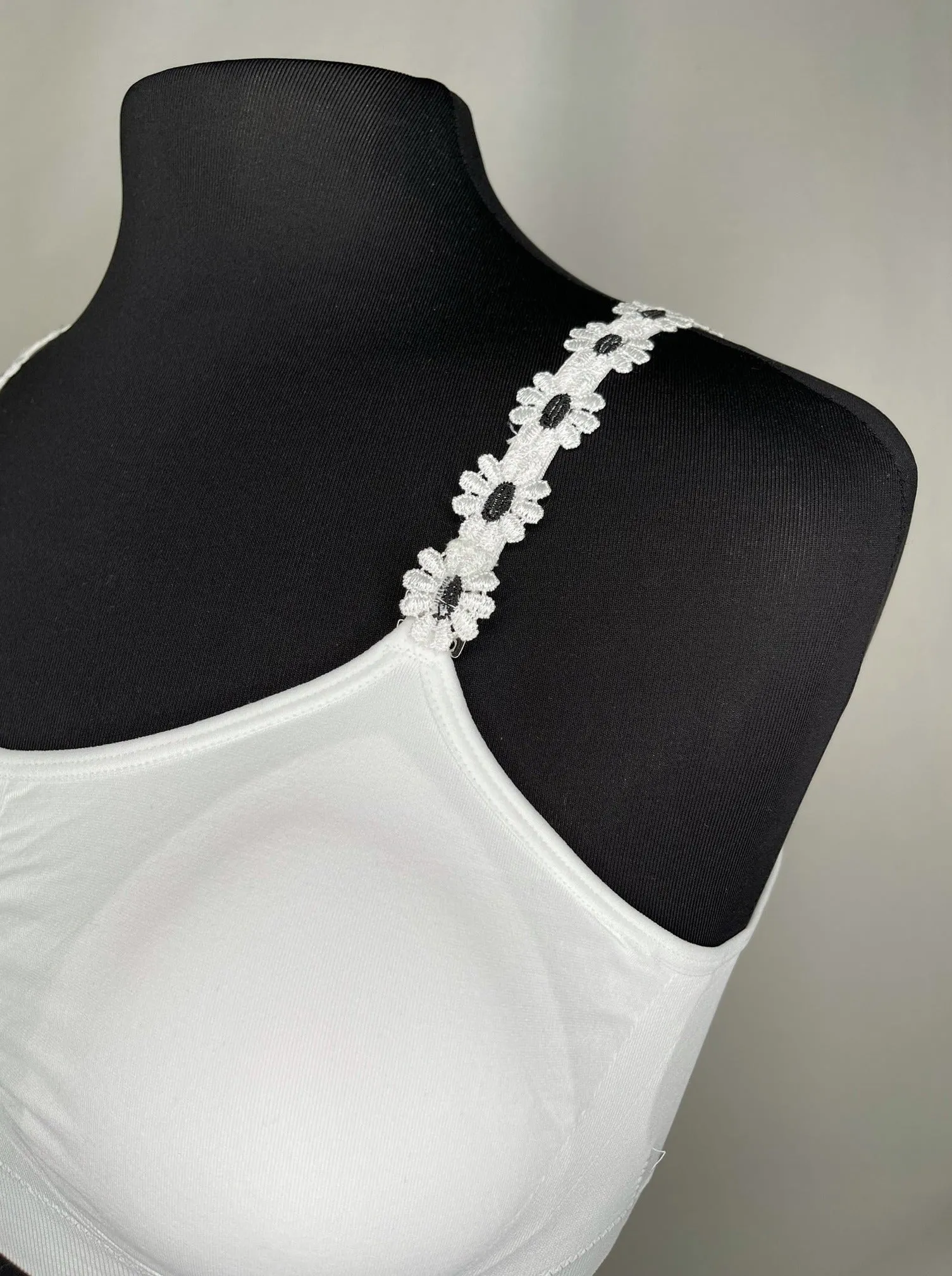 Adjustable Strap Elastic Banded Bras