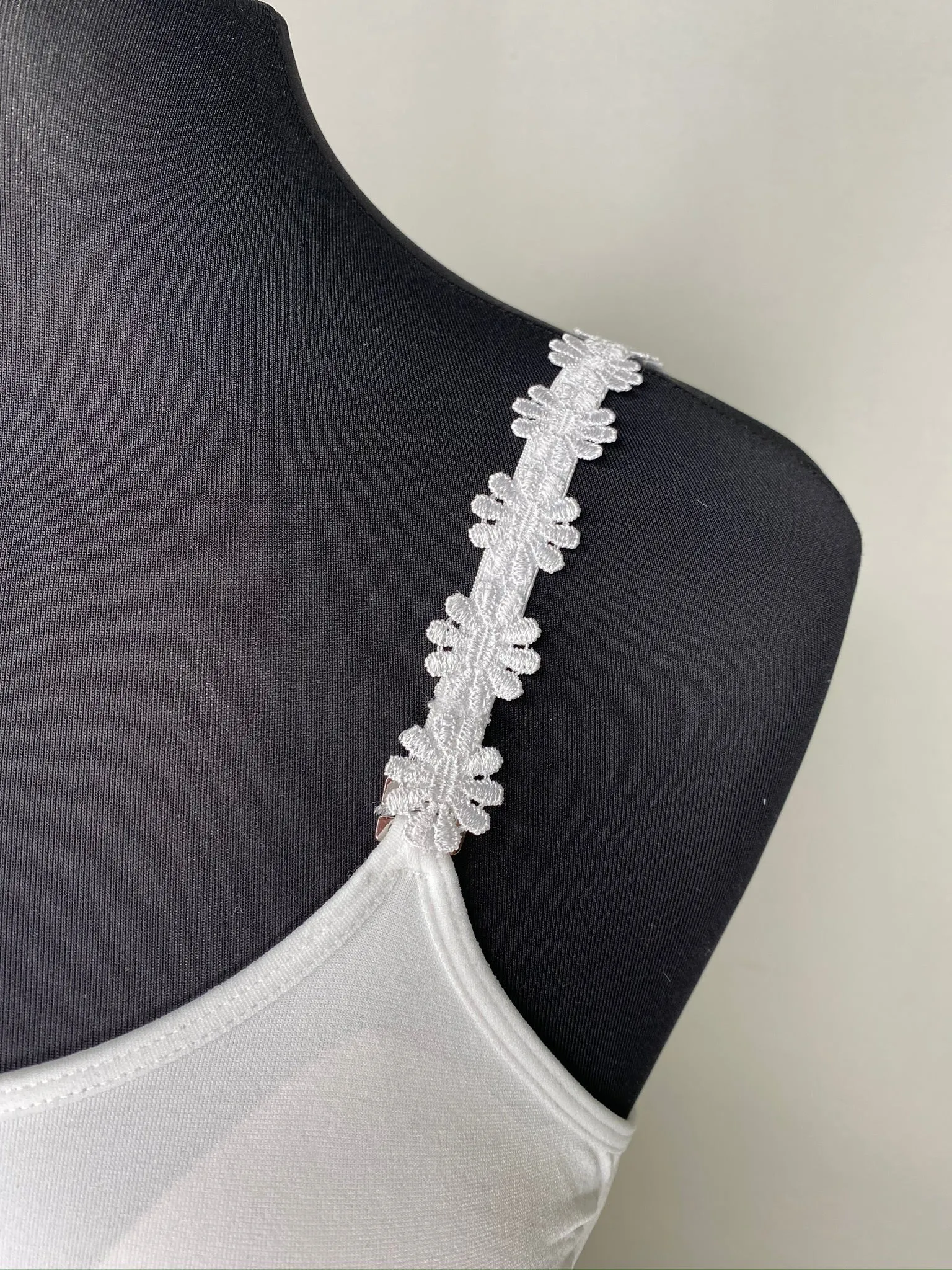 Adjustable Strap Elastic Banded Bras