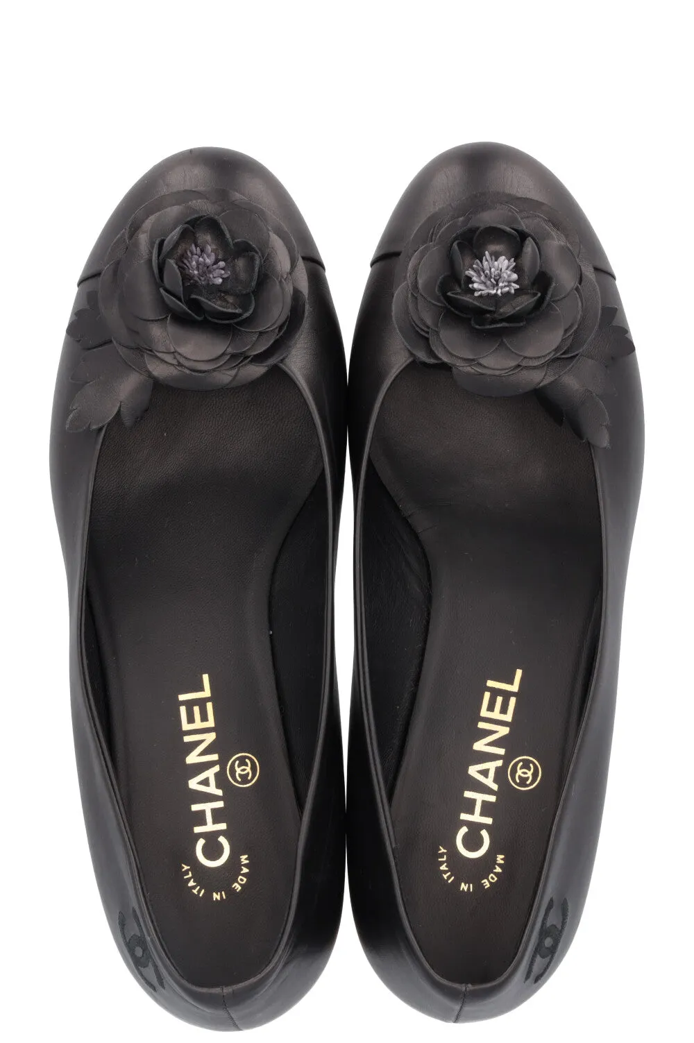 CHANEL 2015 Camellia Quilted Gold Heels Black