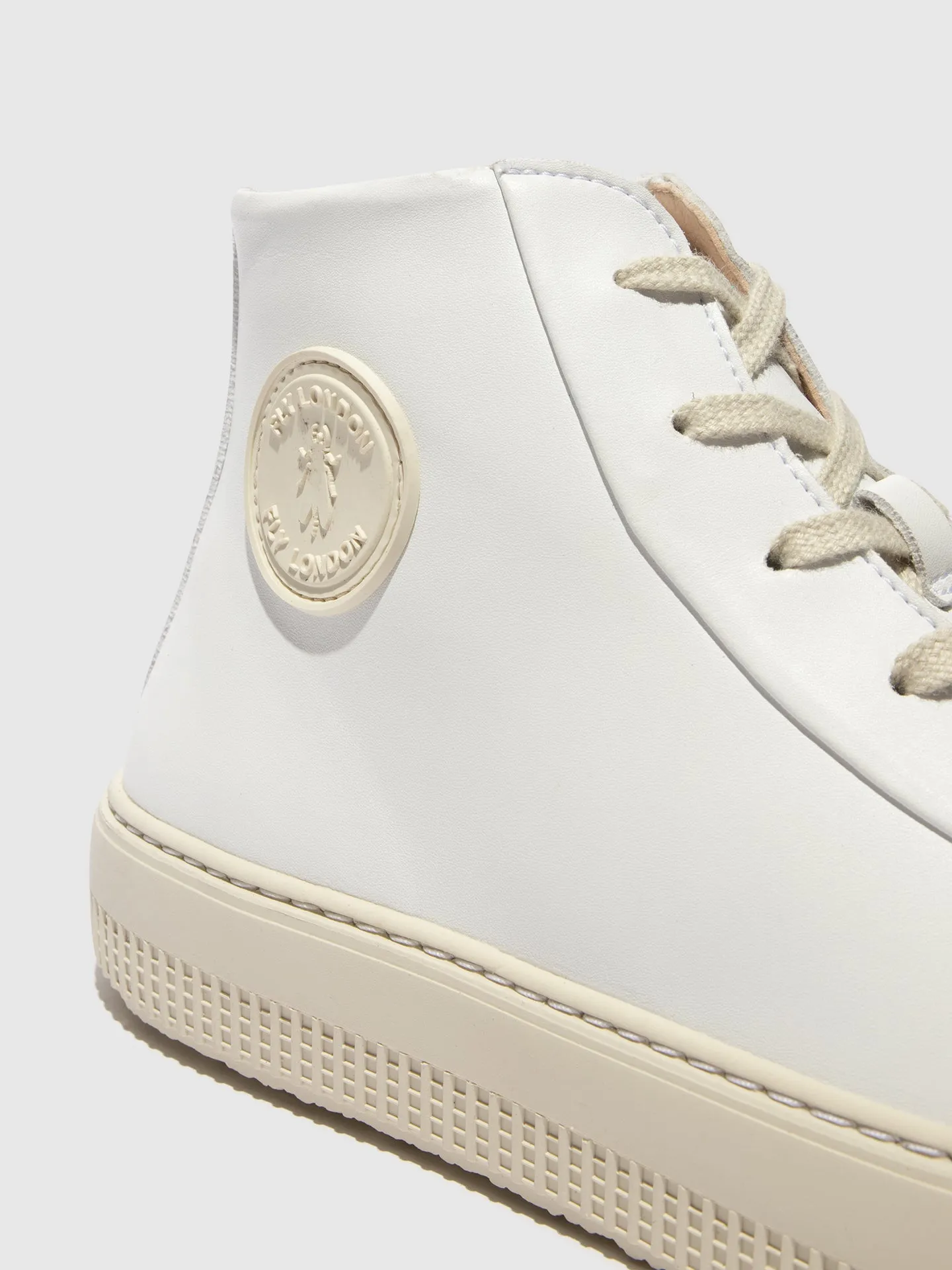 Hi-Top Trainers TOPY586FLY WHITE