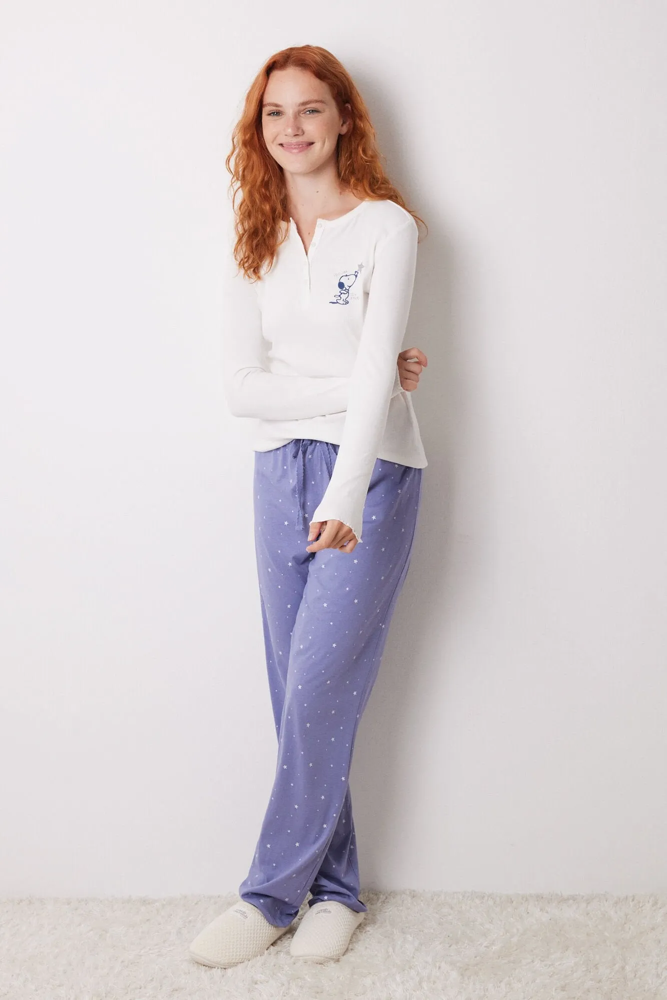 Long cotton Snoopy pyjamas
