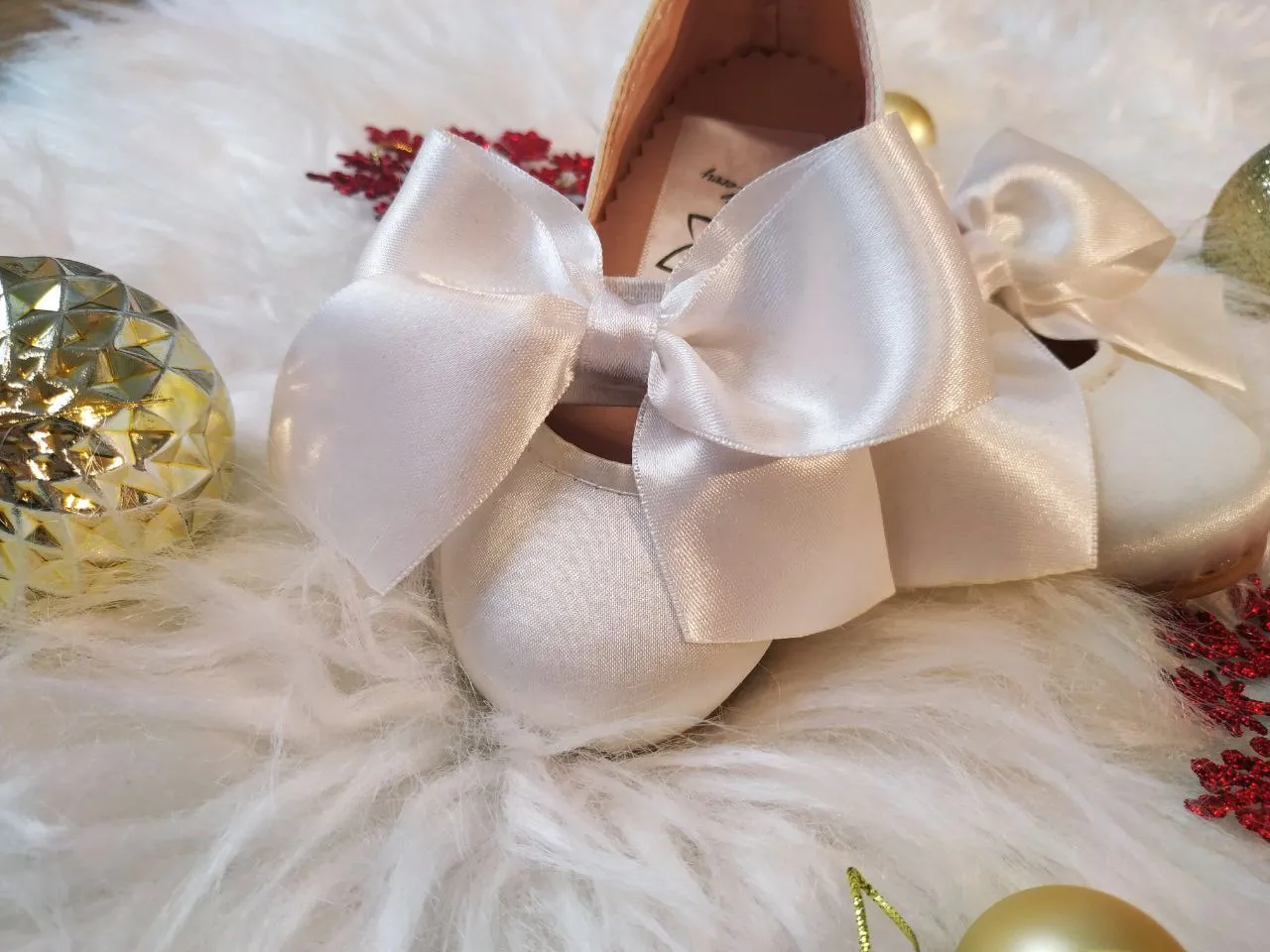 Mimi Shoes White