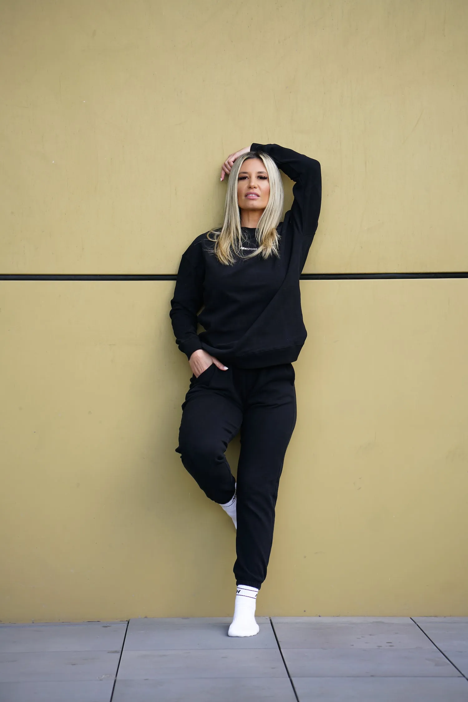 Womens Oversized Sweater - Black