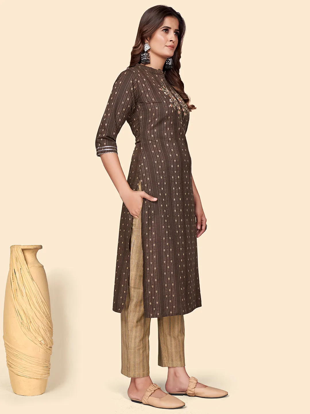 Women'S Print & Embroidered Straight Cotton Blend Brown Stitched Kurta Pant With Dupatta