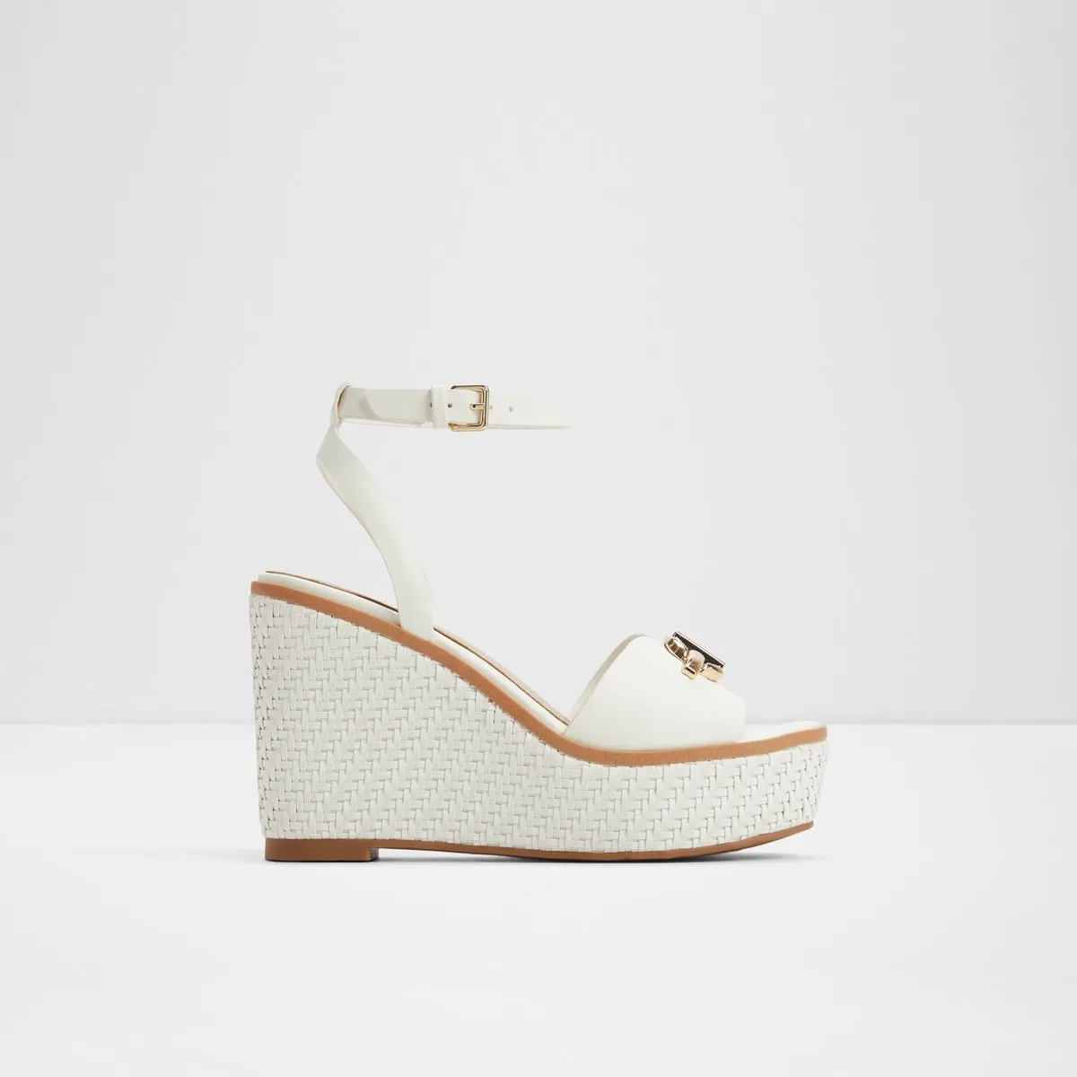 Ybylin Wedge Sandals